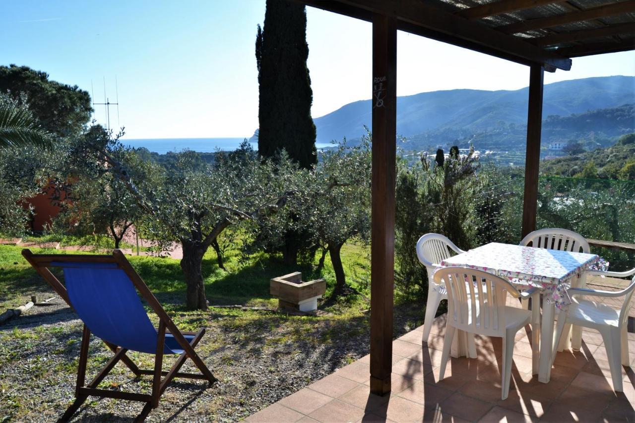 Aparthotel Il Poggio Marcuccio Lacona Exteriér fotografie