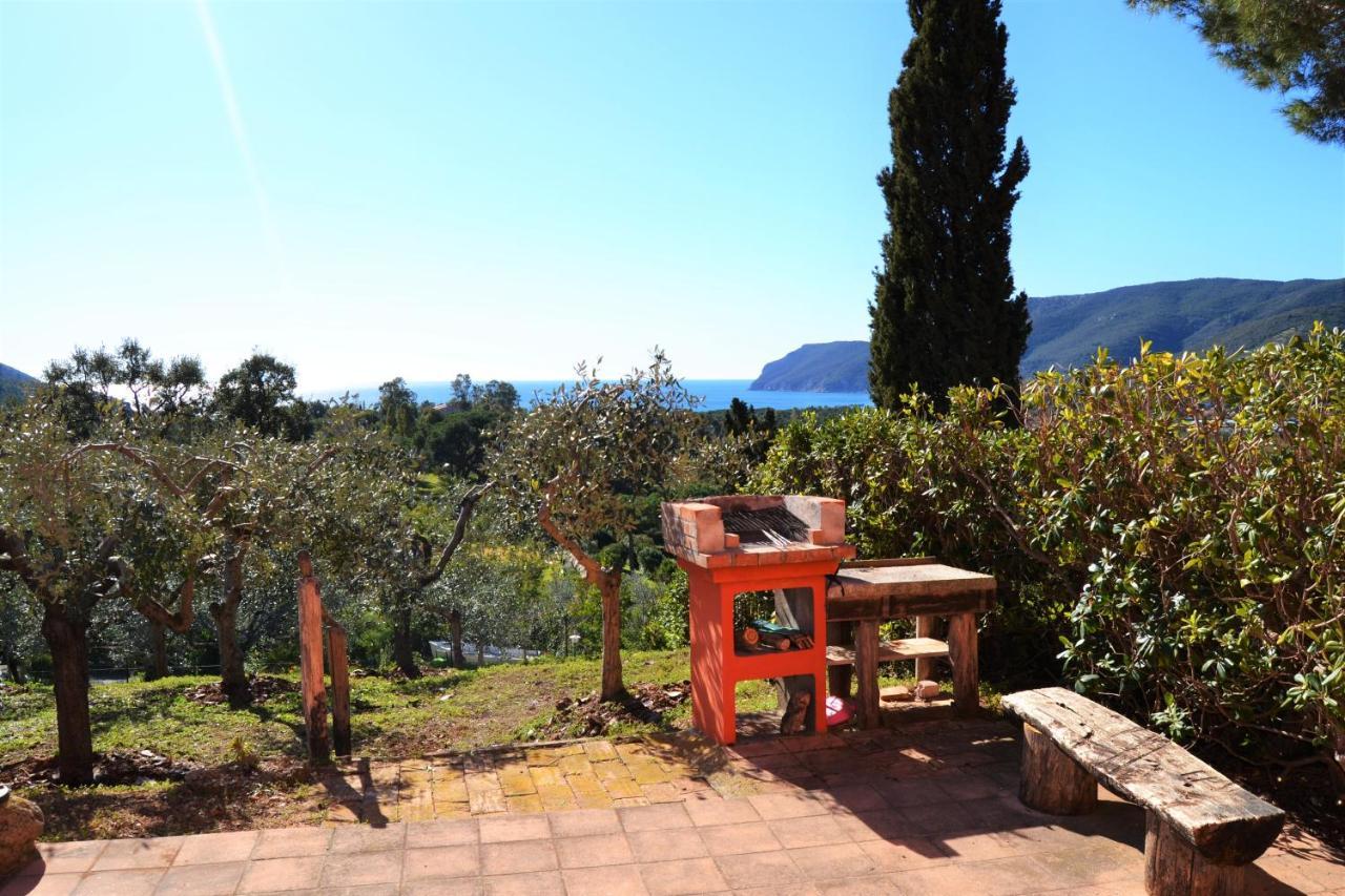 Aparthotel Il Poggio Marcuccio Lacona Exteriér fotografie