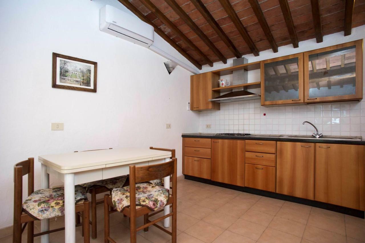 Aparthotel Il Poggio Marcuccio Lacona Exteriér fotografie