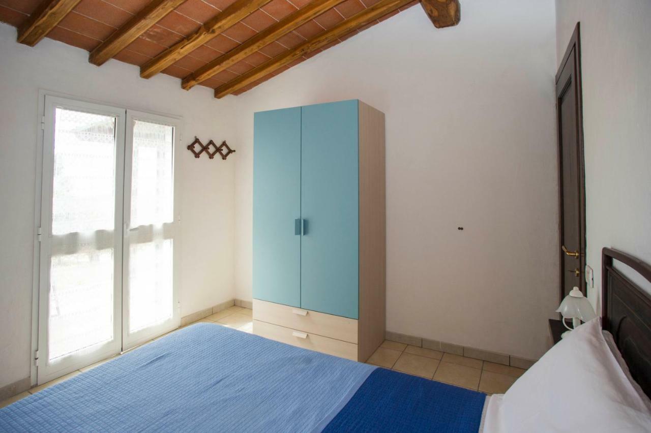 Aparthotel Il Poggio Marcuccio Lacona Exteriér fotografie