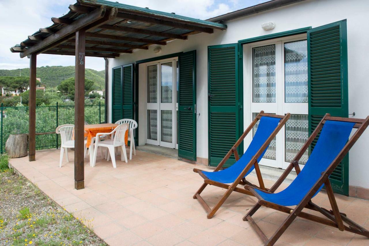 Aparthotel Il Poggio Marcuccio Lacona Exteriér fotografie