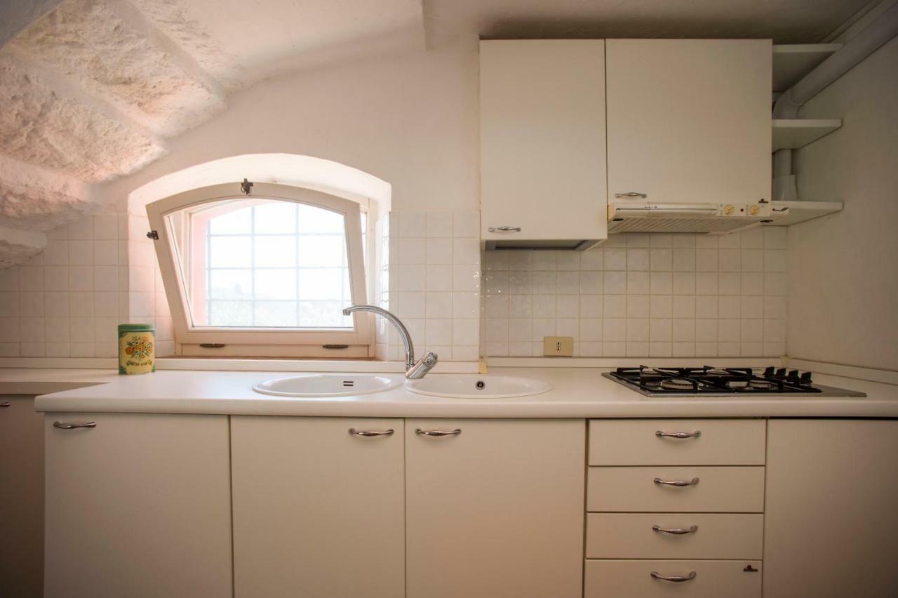 Aparthotel Il Poggio Marcuccio Lacona Exteriér fotografie