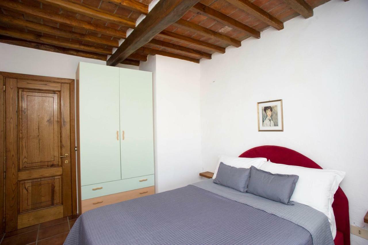 Aparthotel Il Poggio Marcuccio Lacona Exteriér fotografie