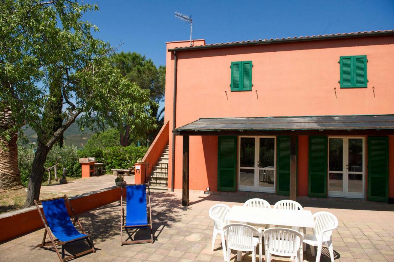 Aparthotel Il Poggio Marcuccio Lacona Exteriér fotografie